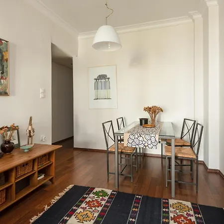 The Singing Leaf, #feelslikehome Apartament *