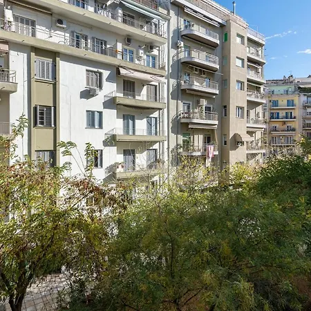 The Singing Leaf, #feelslikehome Apartment